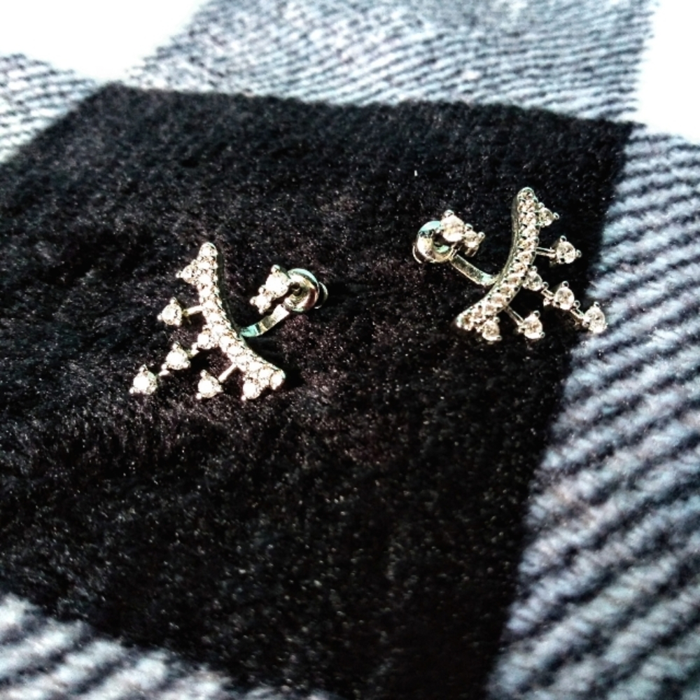 Simply Vera Vera Wang Stud Earrings💎